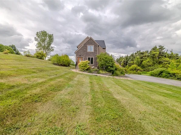 6989 Harp Rd, Canastota, NY 13032