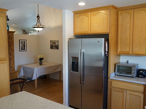 4th image of 1463 Angora Dr