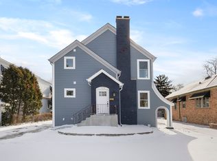 133 E Washington St, Villa Park, IL 60181