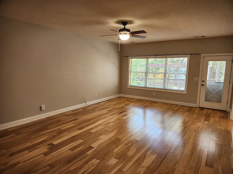 205 N Hamptons Pl — Photo 6