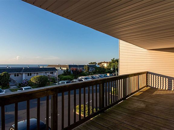 3rd image of 3005 Bluffs Dr S #3005