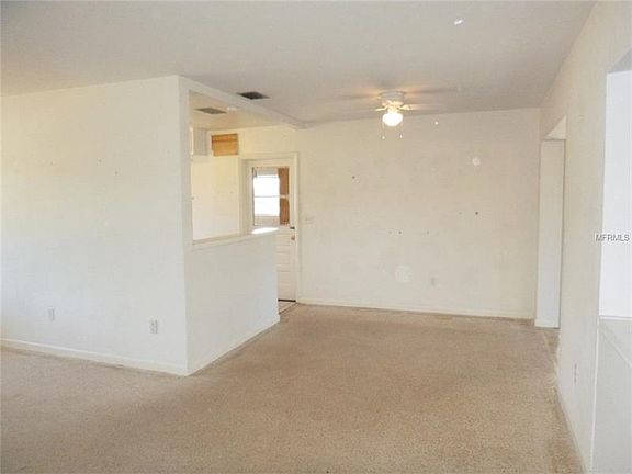 5th image of 14234 Sharon Dr