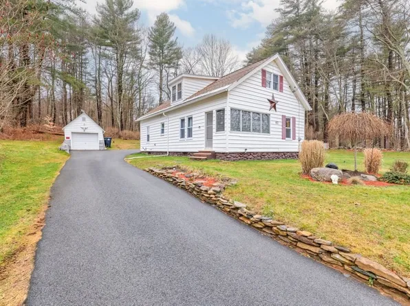 612 Ashland Ave, Southbridge, MA 01550