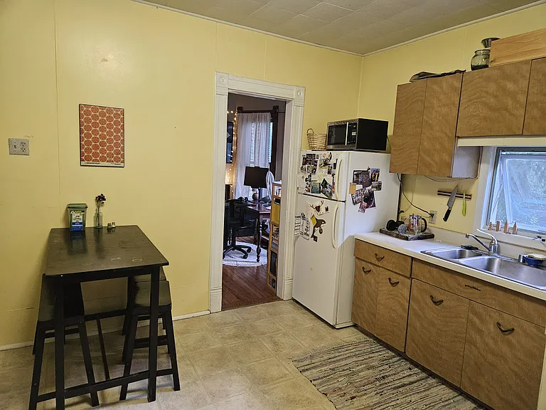 2302 Oakridge Ave #1 — Photo 10