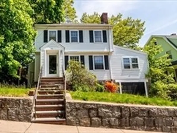 33 Morey Rd, West Roxbury, MA 02132