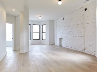 324 S Racine Ave #3F, Chicago, IL 60607