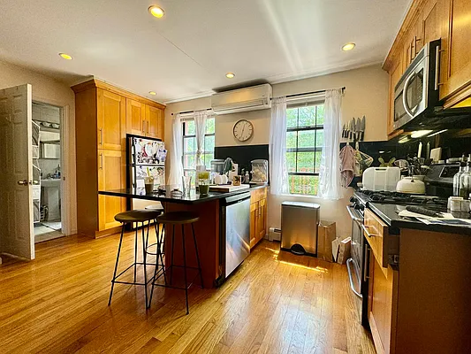 Rented by Native Real Estate LLC | media 3