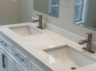205 Salem Ct, Princeton, NJ 08540