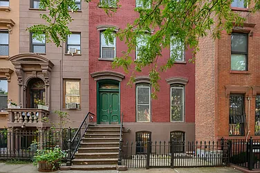 308 Pleasant Avenue