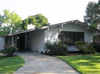 1st image of 2216 Montrose Ave #328