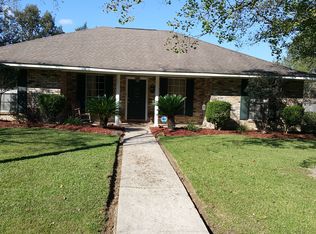701 Tom Dr, Denham Springs, LA 70726