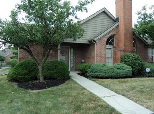 3579 Hunters Crossing Dr, Grove City, OH