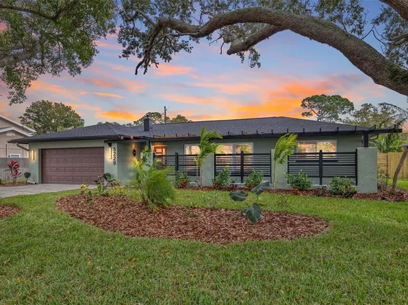 5229 Denver St NE, Saint Petersburg, FL 33703