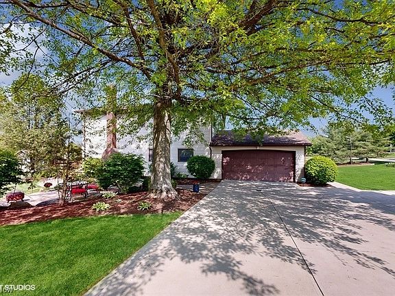 3rd image of 3765 Boxelder Dr