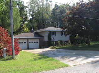 6388 Sycamore Blf, Coloma, MI 49038