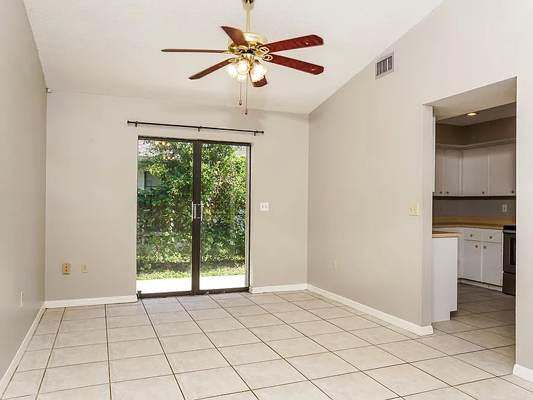 4913 Ithaca Ln — Photo 6