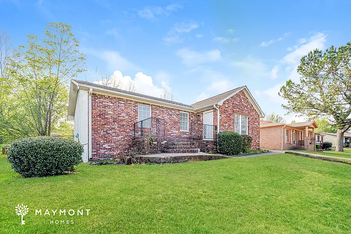 225 Bayberry Rd