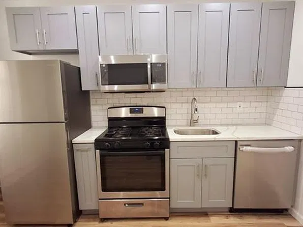318 28th St APT 1R, Union City, NJ 07087