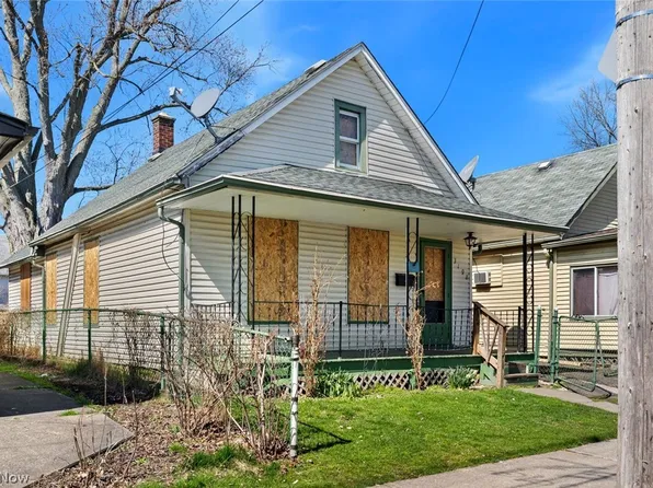 3198 W 71st St, Cleveland, OH 44102