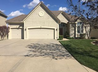 19208 W 98th Ter, Lenexa, KS 66220