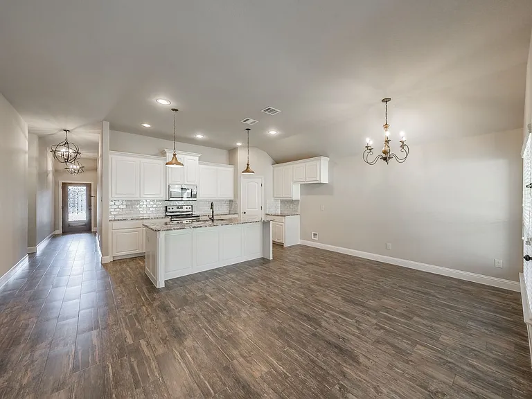 1625 Town Creek Cir — Photo 7