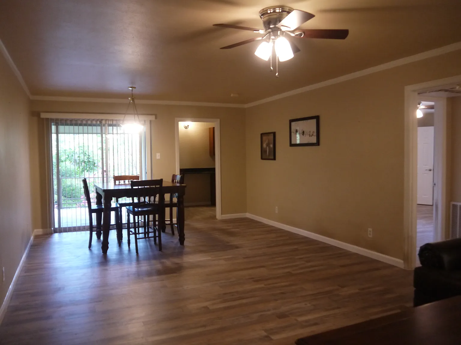 2 bed, 1137 sqft, $1,650 — Photo 4
