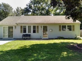 10 Dorset Dr, Ewing, NJ 08618