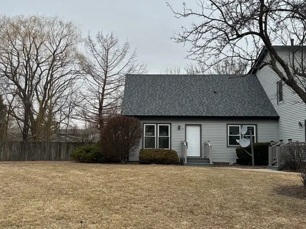 1322 Croton Ct Unit A, Aurora, IL 60506