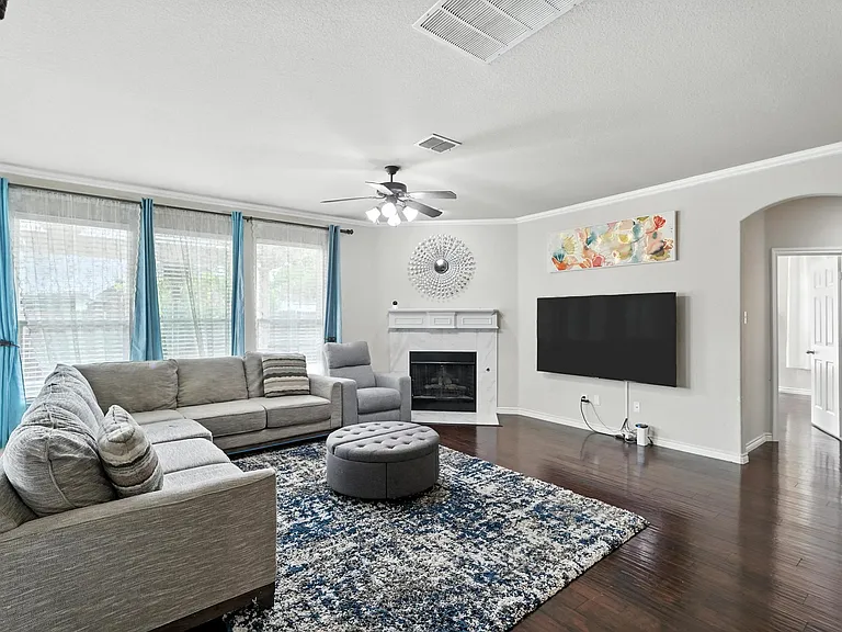 1141 Annalea Cove Dr — Photo 5