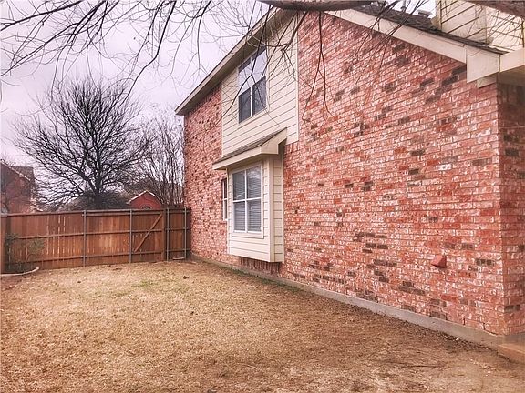 3rd image of 7218 Bramblebush Dr