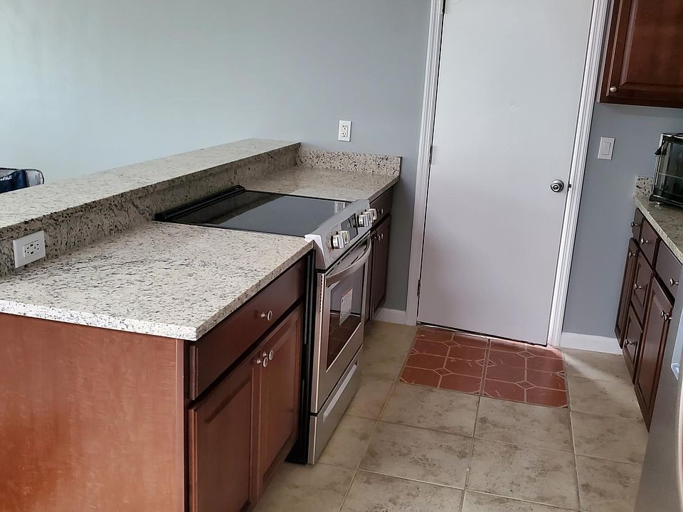 2nd image of 5151 Dove Dr