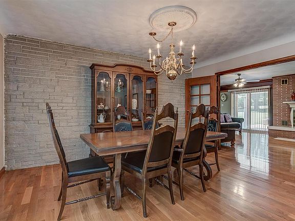 5th image of 10057 Kalinda Ln