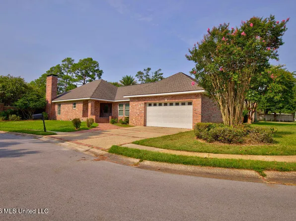 401 Caribe Pl S, Gulfport, MS 39507