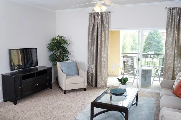 Natural light and perfect for entertaining Natural light and perfect for entertaining