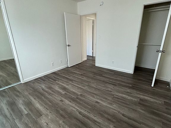 4th image of 1933 Manning Ave APT 208