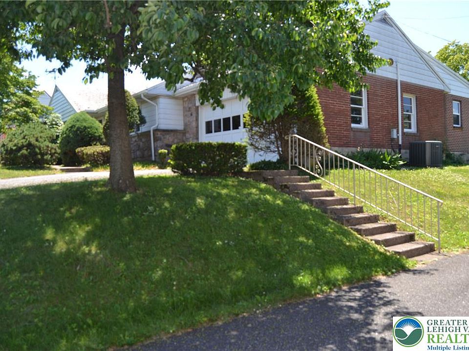 1294 Trexlertown Rd, Macungie, PA 18062 | Zillow