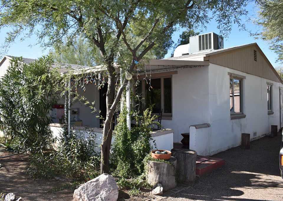 1st image of 2637 N Palo Verde Ave