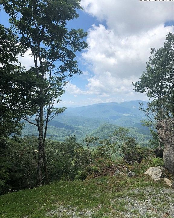 1st image of 35 Eagles Nest Trail