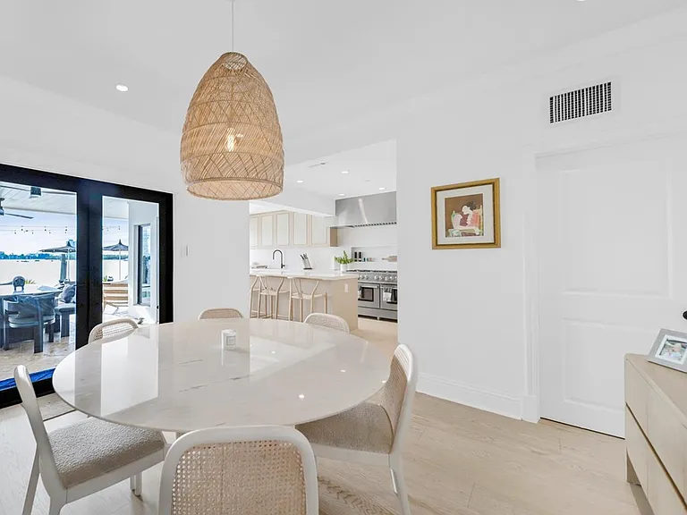 7500 Miami View Dr #SFH — Photo 19