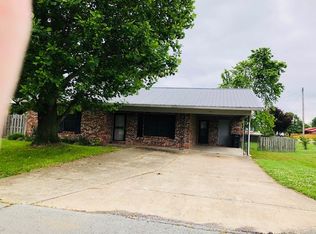 211 Larkspur St, Walnut Ridge, AR 72476