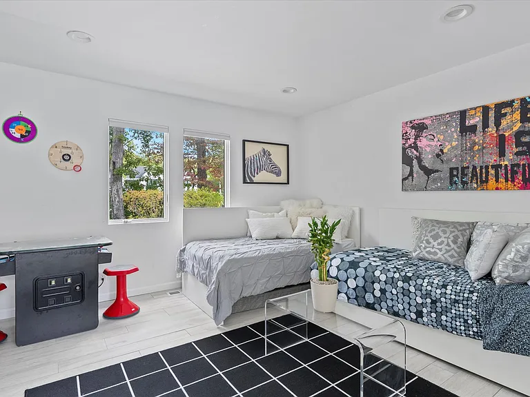 5 Lakewood Ln — Photo 15