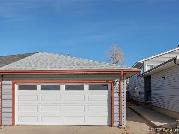 1079 N 18th St, Laramie, WY 82072