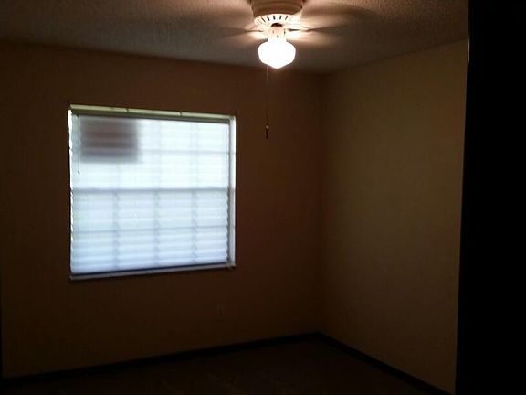 5th image of 5149 Lazy Oaks Dr