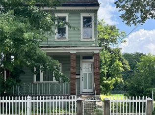 15 Mayflower St, Pittsburgh, PA