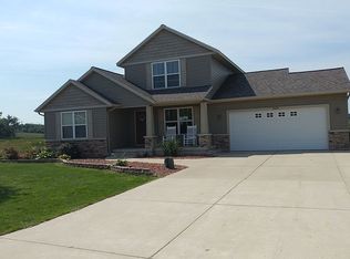 7509 Brown Fox St, Zeeland, MI 49464