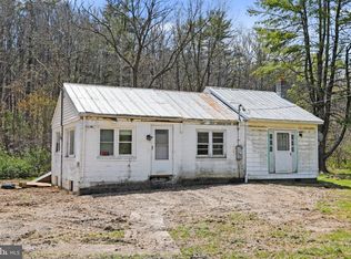 887 Gap Rd, Strasburg, VA 22657