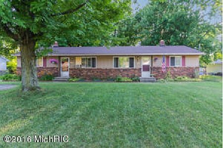 1st image of 2549 Briarwood Dr