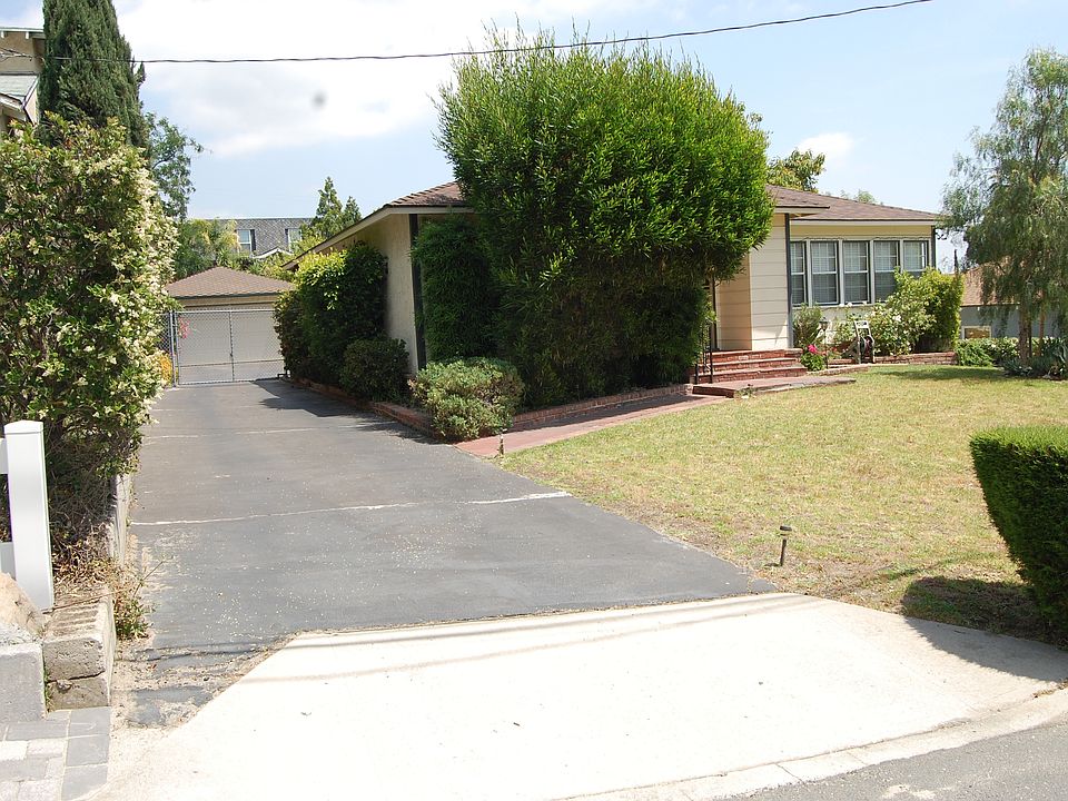 Front Yard