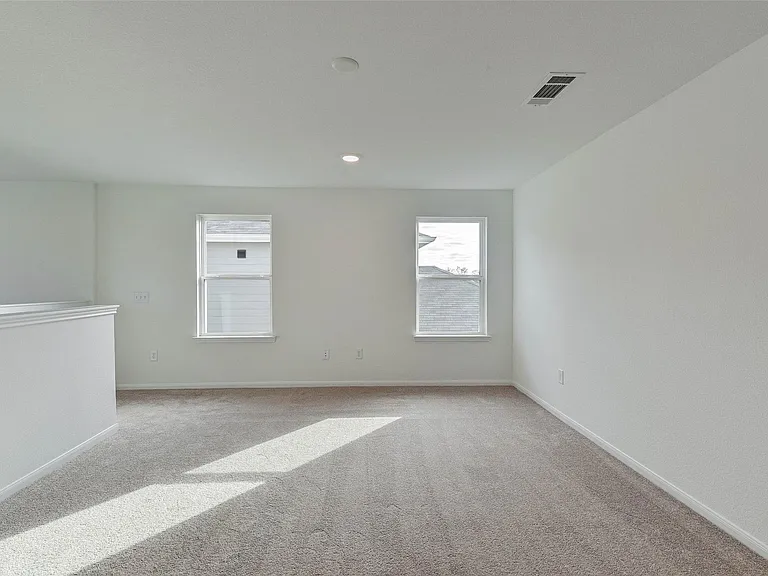 25821 Hedgerow Dr — Photo 30