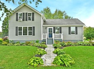 574 Braceville Robinson Rd SW, Newton Falls, OH 44444